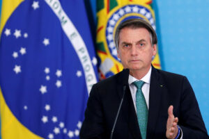 Jair Bolsonaro calificó de provocación reunión entre Lula y Macron
