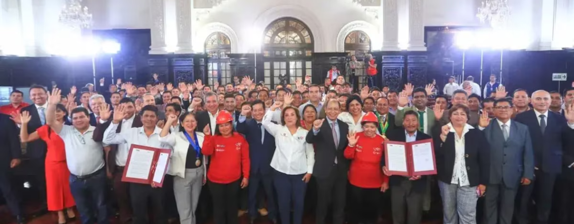 Alcaldes denuncian viajes forzados a Lima por el Palacio de Gobierno