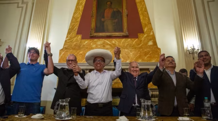 “Unidos por la Democracia”: Juntos por el Perú agrupa a excandidatos presidenciales frente a la segunda vuelta