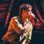 The Strokes posterga el lanzamiento de su próximo álbum “Reality Awaits”