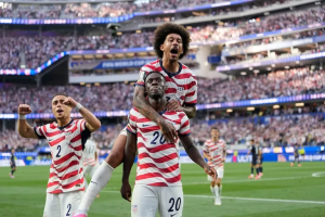 Estados Unidos golea Paraguay en el Mundial