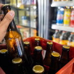 Subiría el precio de cervezas y gaseosas: Gobierno alista incremento de impuestos a semanas del cambio de mando