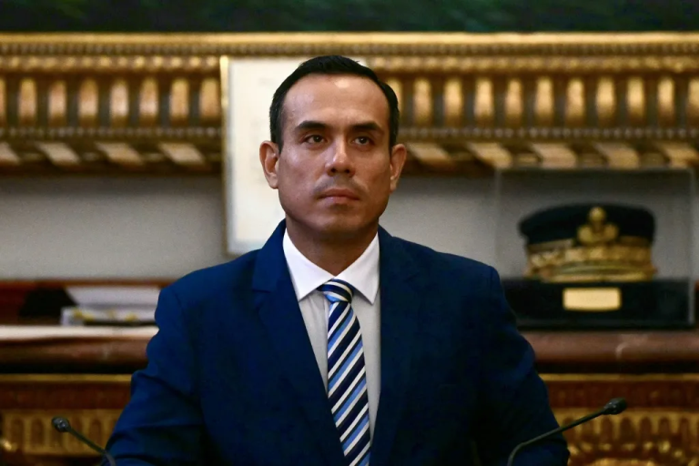 José Jerí renuncia a Somos Perú en medio de críticas internas