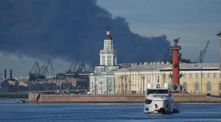 Ucrania golpea infraestructuras estratégicas rusas durante la apertura del principal foro económico de Putin