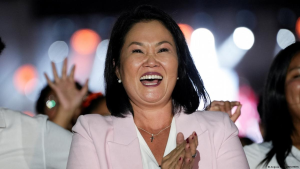 Segunda vuelta: Keiko Fujimori mantiene posibilidades de revertir resultados frente a Roberto Sánchez, según analistas