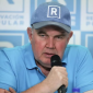 Rafael López Aliaga insiste en no asumir como senador y exige al Congreso notificar al JNE