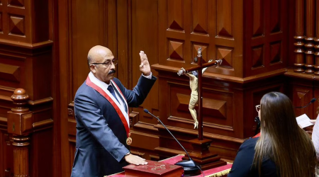 Óscar Reto toma el mando de la Cámara de Diputados y promete una gestión de diálogo y austeridad