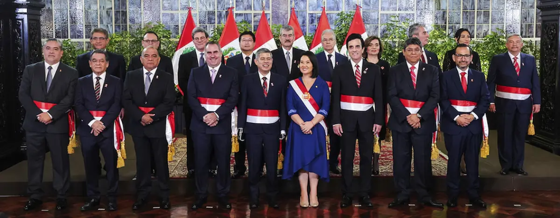 Keiko Fujimori juramentó su primer gabinete: entre técnicos, aliados políticos y nombres que generan debate