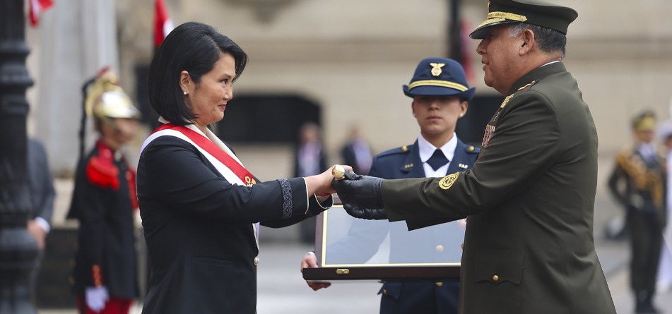 Keiko Fujimori es reconocida oficialmente como jefa suprema de las Fuerzas Armadas y la Policía Nacional