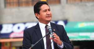 Poder Judicial reemplaza prisión preventiva de Vladímir Cerrón por comparecencia con restricciones
