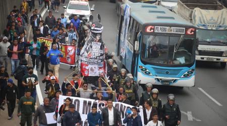 Paro de transportistas queda suspendido: gremios levantan medida tras diálogo con el Ejecutivo