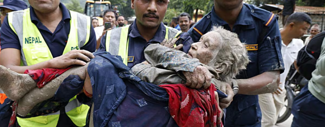 Avalancha glaciar desata tragedia en frontera entre Nepal y Tíbet: 392 muertos y más de 1.400 desaparecidos