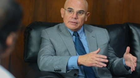 Ministro de Justicia plantea reforma del INPE y advierte que cárceles pueden formar nuevos criminales