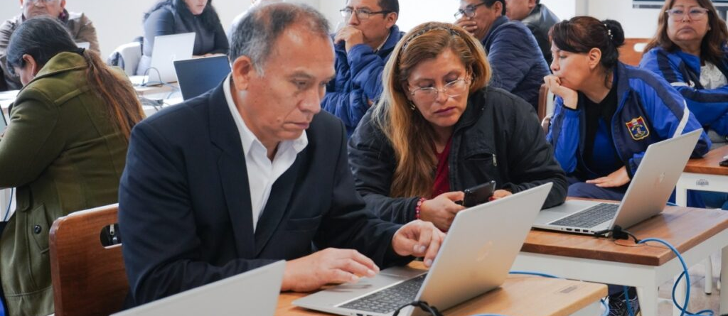 Minedu destina S/169 millones para beneficiar a más de 200 mil docentes y auxiliares
