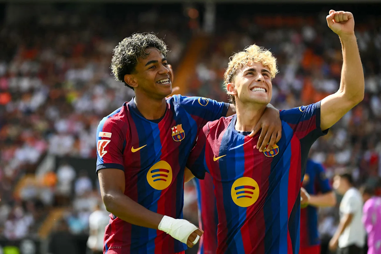 Barcelona golea 5-0 al Valencia y firma su tercera manita consecutiva en La Liga