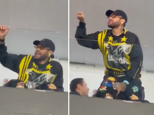 Neymar enciende la Vila Belmiro con los hinchas del Atlético Mineiro durante el triunfo de Santos