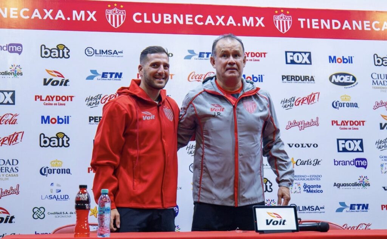 ¡El ‘Cabezón’ vuelve a México! Reynoso toma el mando de Necaxa para cambiarle la cara