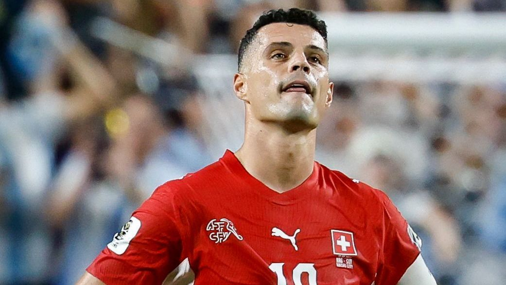 Granit Xhaka queda fuera de Suiza tras admitir que obtuvo un certificado COVID falso