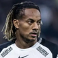 ¡Alerta en la Bicolor! André Carrillo sufre una lesión y su presencia en los amistosos está en duda