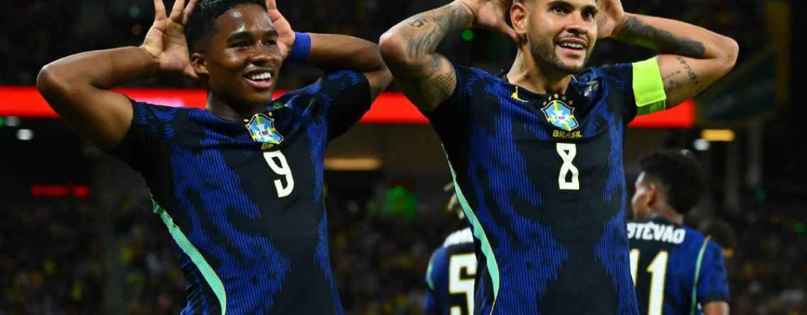Brasil venció 4-2 a Australia y logró su primer triunfo tras el Mundial