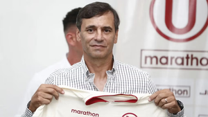 Fabián Bustos tendrá que esperar para volver al banquillo de Universitario