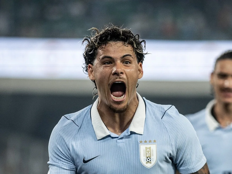 Uruguay ganó con autoridad 6-1 a India y cerró su gira asiática