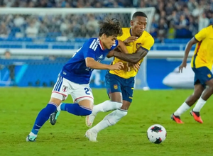 Ecuador mejora con Gallardo, pero vuelve a quedarse sin gol y cae ante Japón por penales