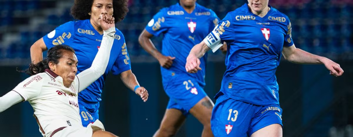 Universitario tropieza en su estreno continental: Palmeiras se impuso por la mínima en Quito