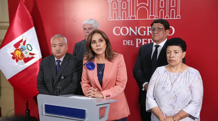 Patricia Juárez cuestiona ausencia de bancadas opositoras durante debate de facultades legislativas