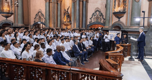¡Alianza Lima se encomienda al Cristo Moreno! El plantel blanquiazul vivió una emotiva jornada de fe en Las Nazarenas