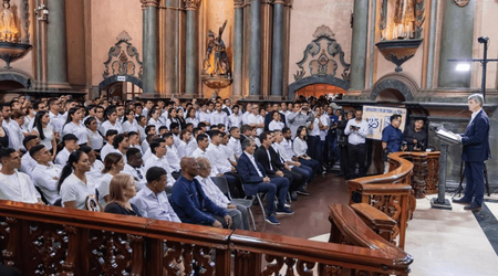 ¡Alianza Lima se encomienda al Cristo Moreno! El plantel blanquiazul vivió una emotiva jornada de fe en Las Nazarenas