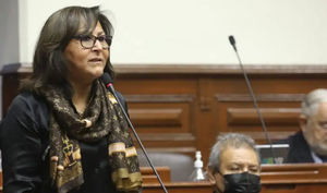 ¡POLÉMICA EN MOCHЕ! Milagros Jáuregui quiere retirar los huacos eróticos y afirma que son dañinos para los niños