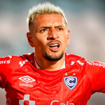 Carlos Garcés firma una noche perfecta y Cienciano lo asegura para 2027