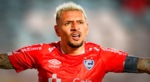 Carlos Garcés firma una noche perfecta y Cienciano lo asegura para 2027