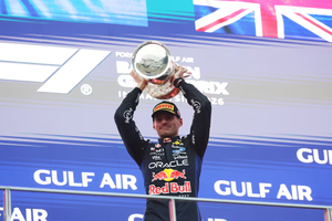 Verstappen gana el caótico GP de Baréin disputado en Malasia