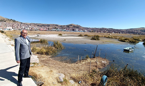¡Alerta en Puno! El lago Titicaca pierde 53 centímetros y podría bajar aún más en noviembre